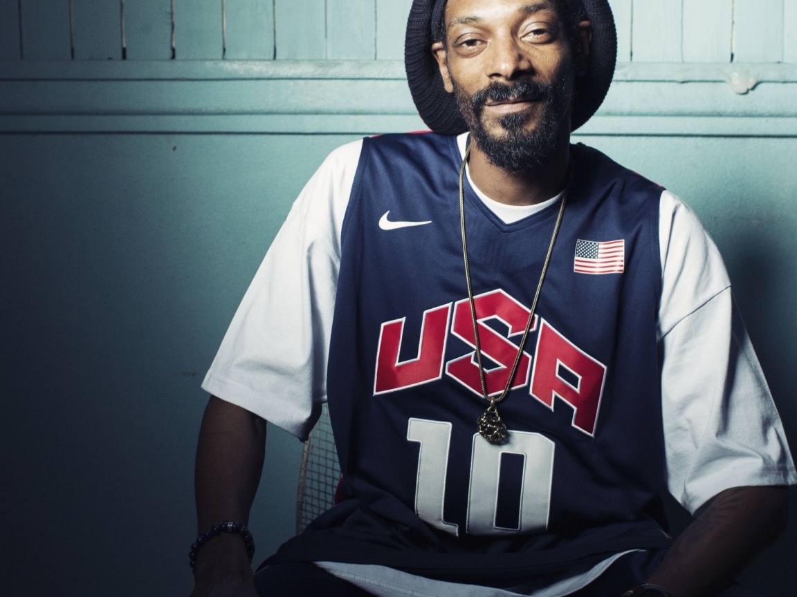 Snoop Dog Jersey for 1152 x 864 resolution