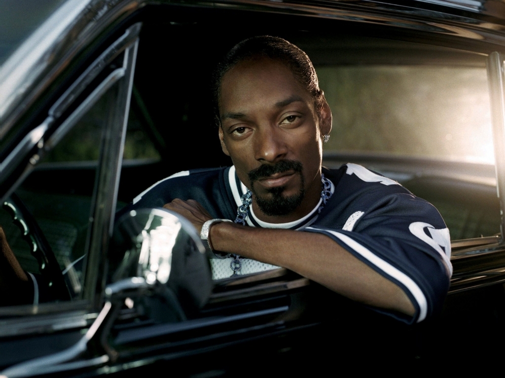 Snoop Dogg Look for 1024 x 768 resolution