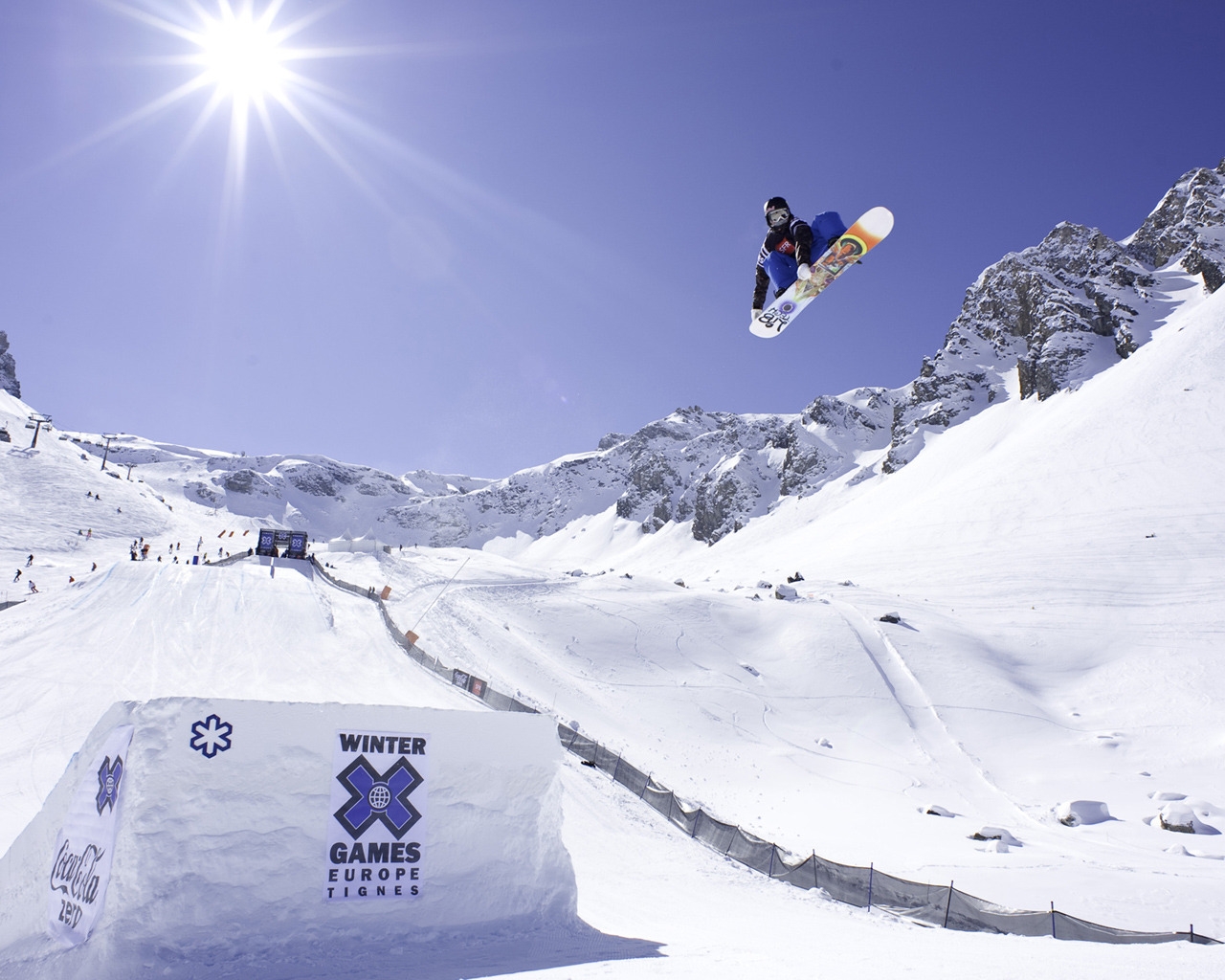 Snowboarding Season for 1280 x 1024 resolution