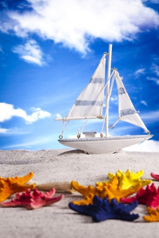 Summer Beach Miniature for 320 x 480 iPhone resolution