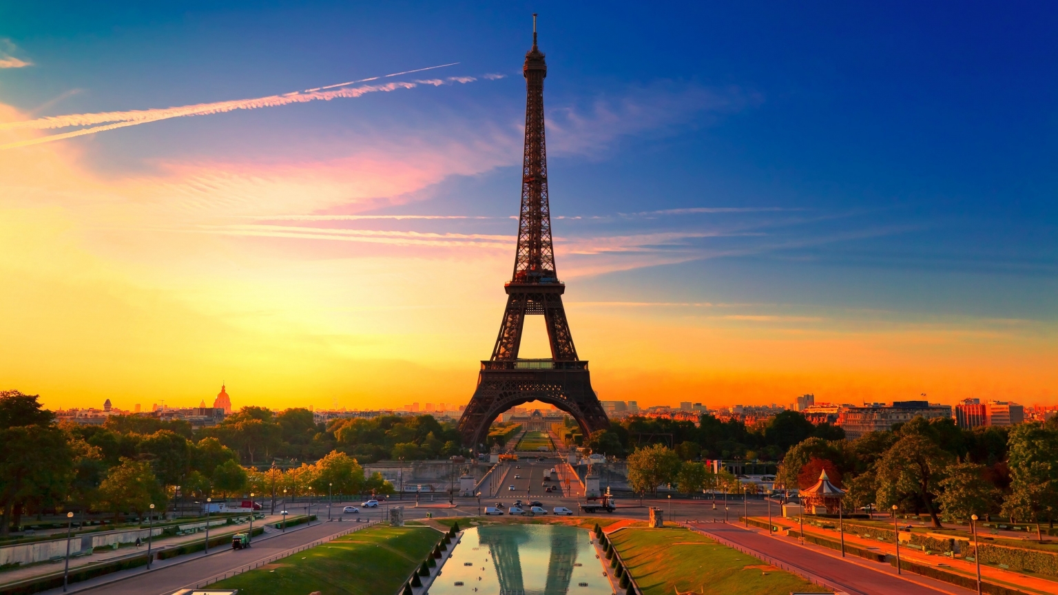 Sunset in Paris for 1536 x 864 HDTV resolution