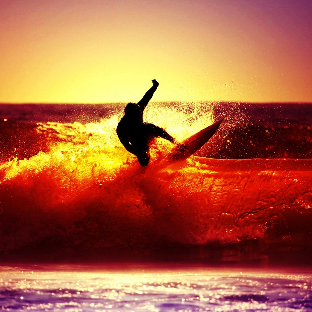 Sunset Surfing for 1024 x 1024 iPad resolution