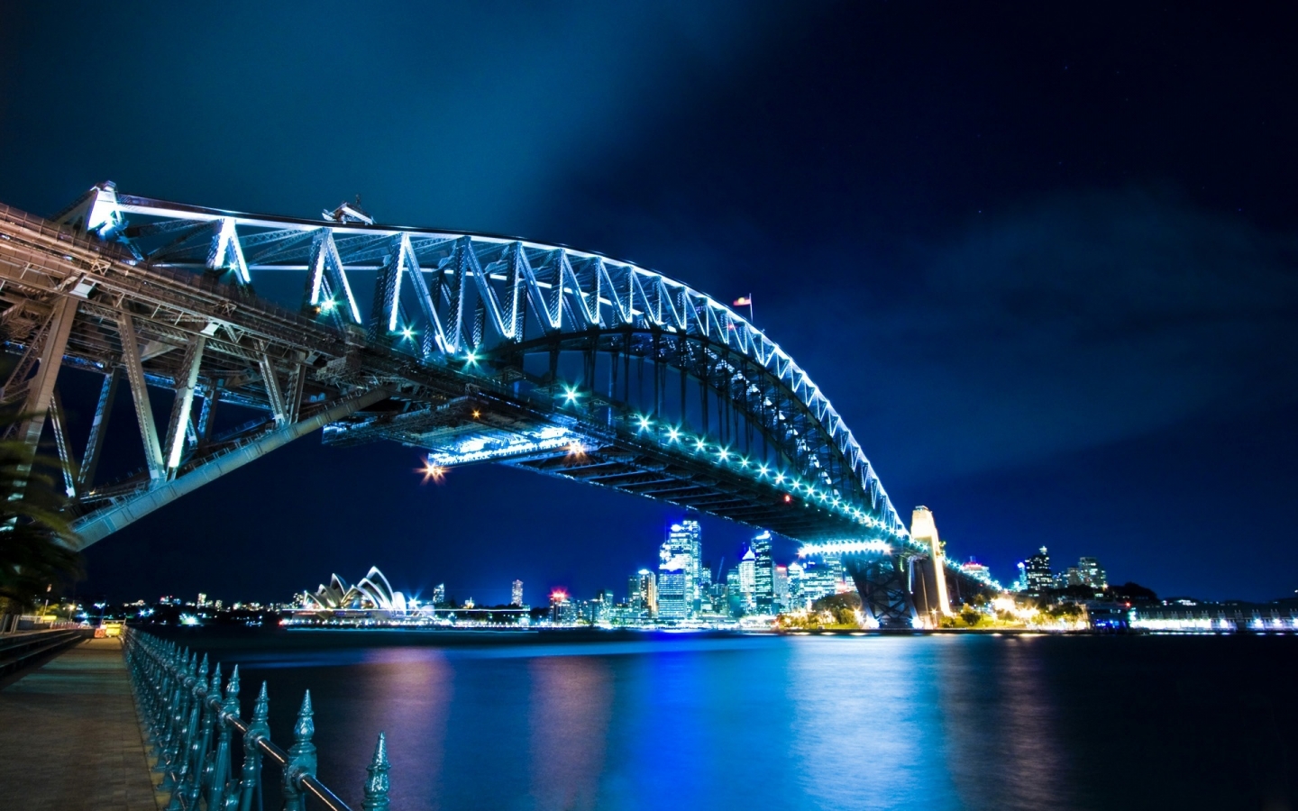 Sydney Harbour Bridge for 1440 x 900 widescreen resolution