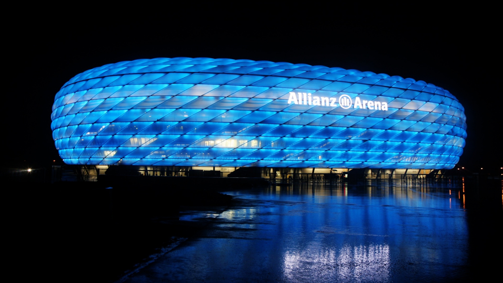 The Allianz Arena Munich for 1680 x 945 HDTV resolution