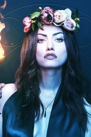 The Originals Phoebe Tonkin  for 320 x 480 iPhone resolution