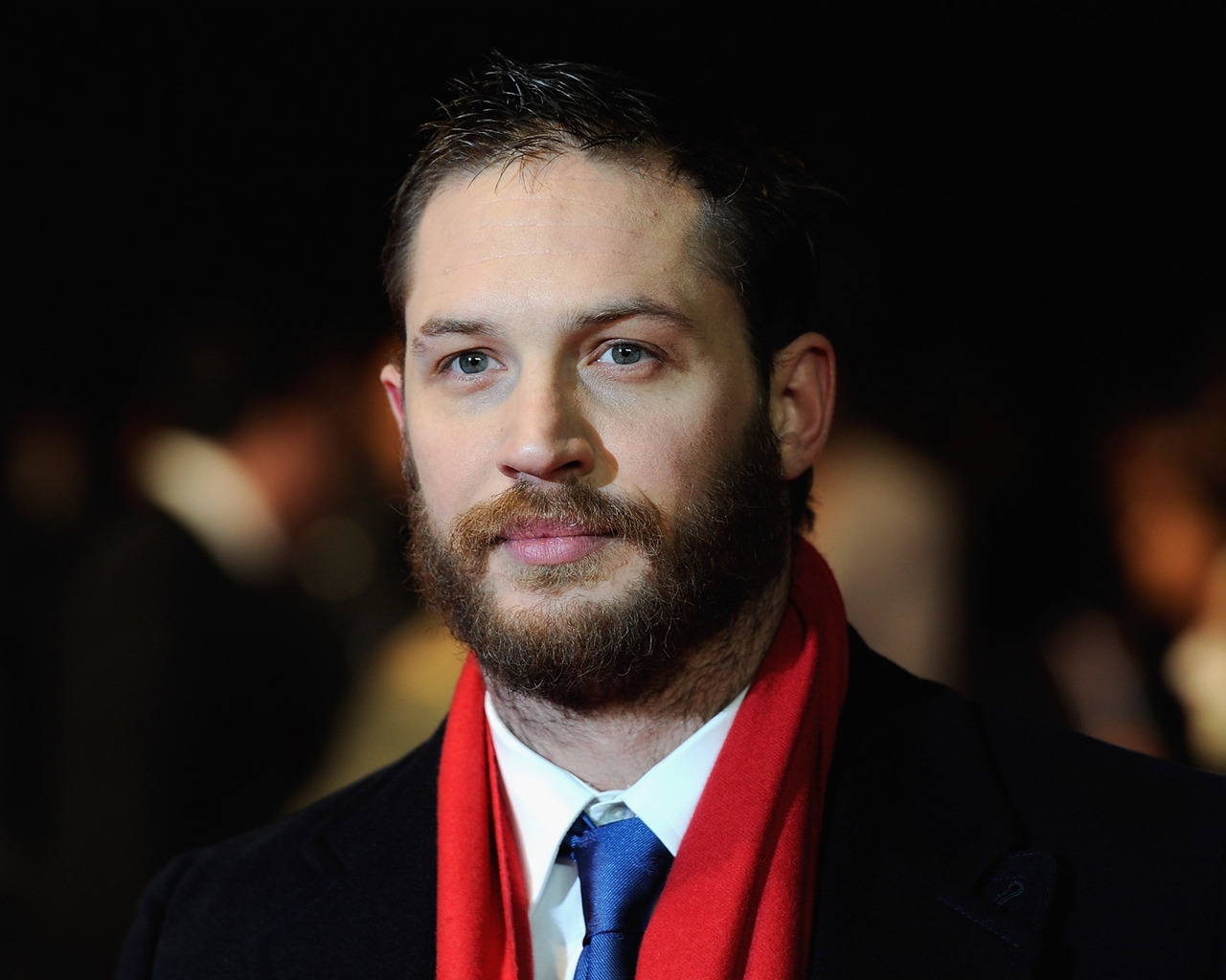 Tom Hardy with Beard for 1280 x 1024 resolution