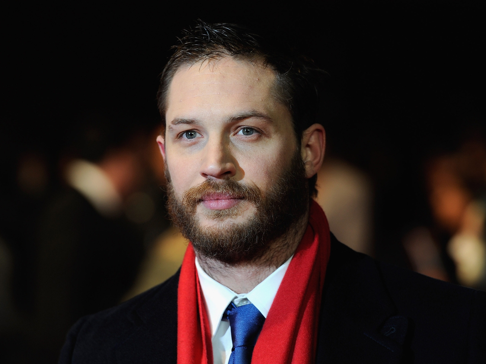 Tom Hardy with Beard for 1600 x 1200 resolution