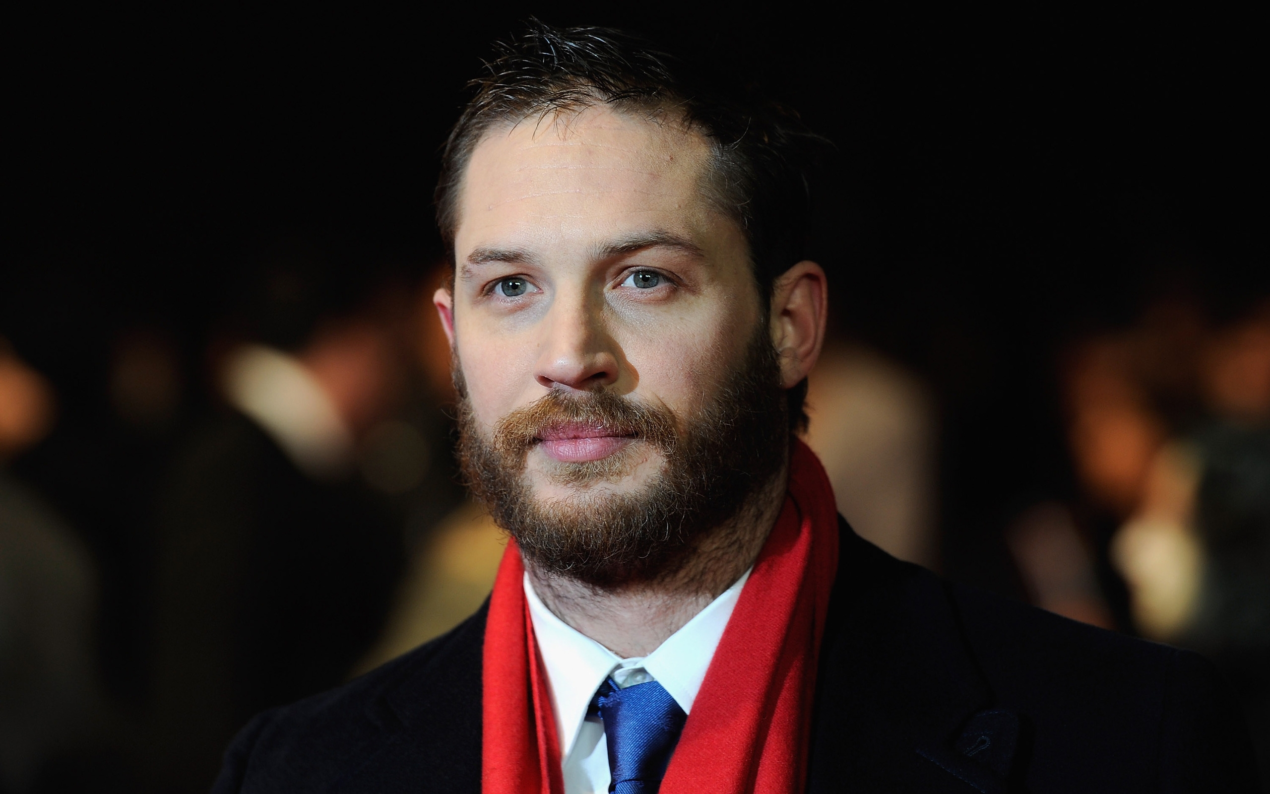 Tom Hardy with Beard for 2560 x 1600 widescreen resolution