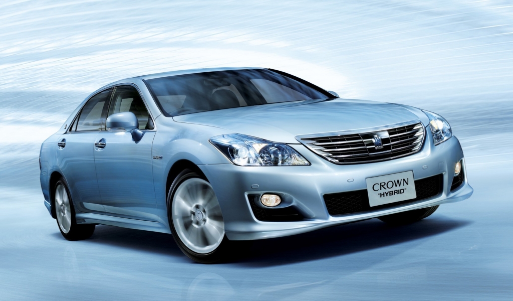 Toyota Crown Hybrid for 1024 x 600 widescreen resolution