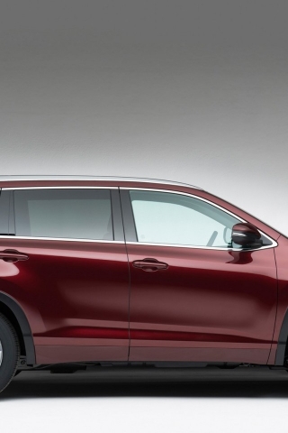Toyota Highlander Side View for 320 x 480 iPhone resolution