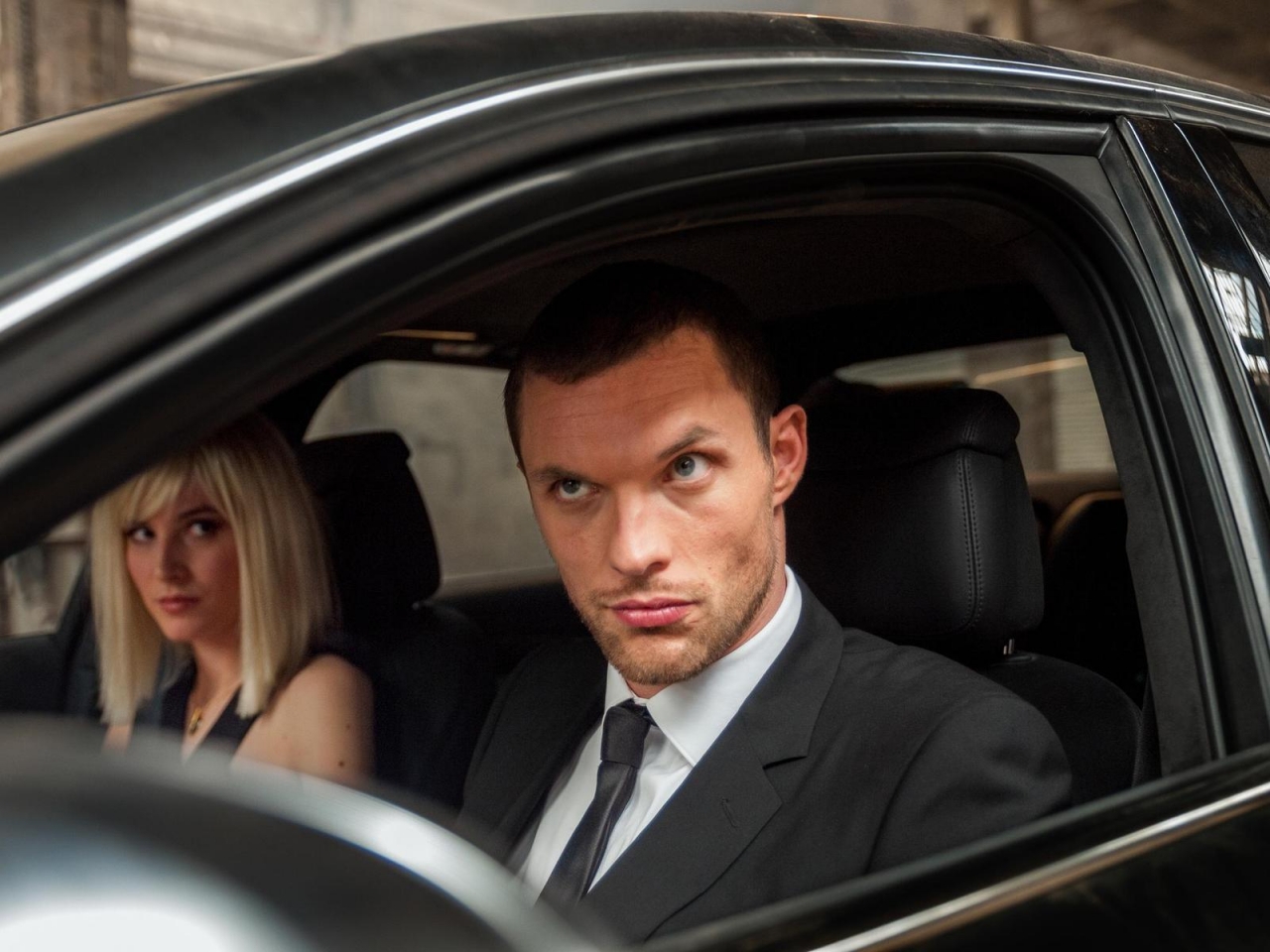 Transporter Refueled for 1280 x 960 resolution