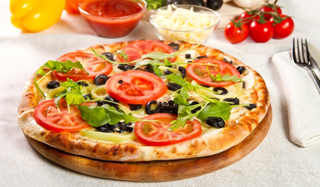 Vegetarian Pizza for 1024 x 600 widescreen resolution