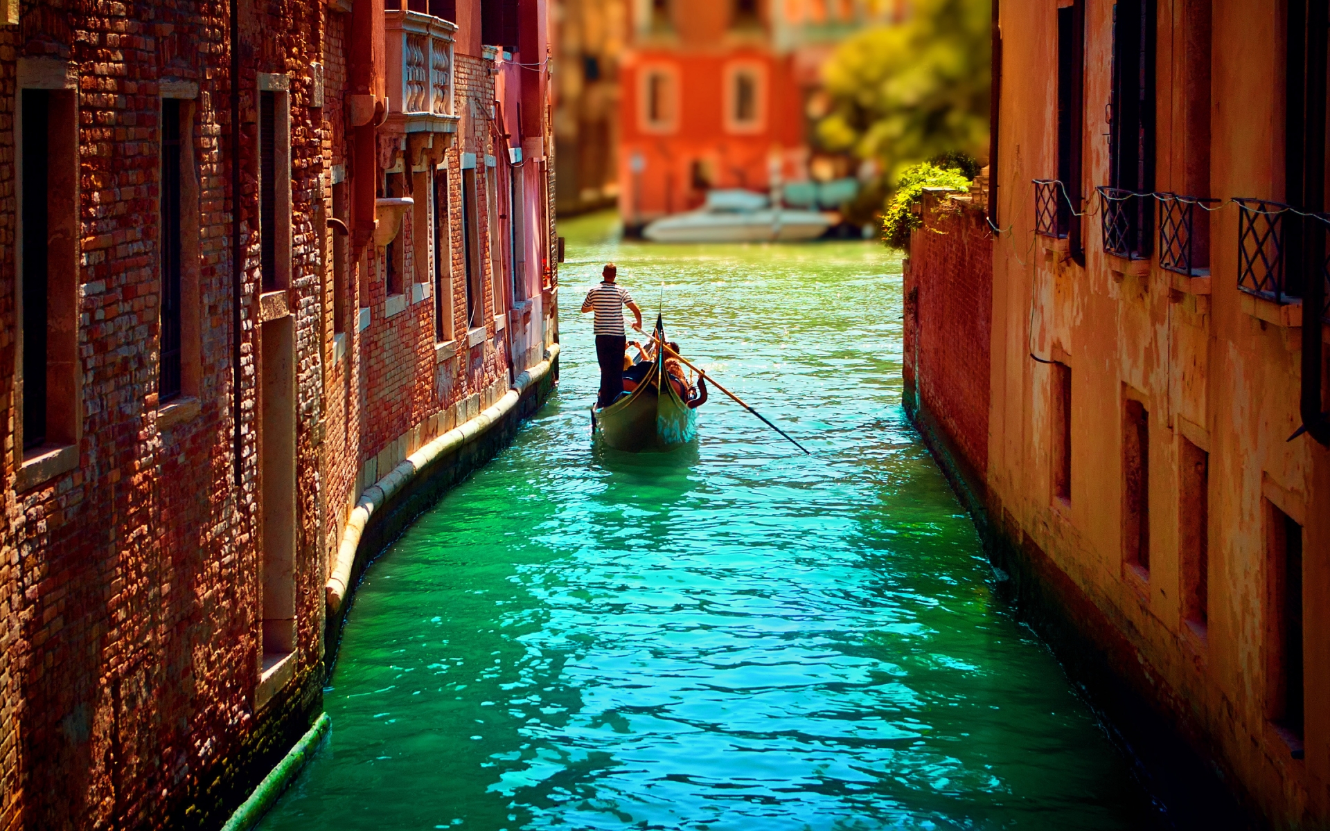 Venice Canal for 1920 x 1200 widescreen resolution