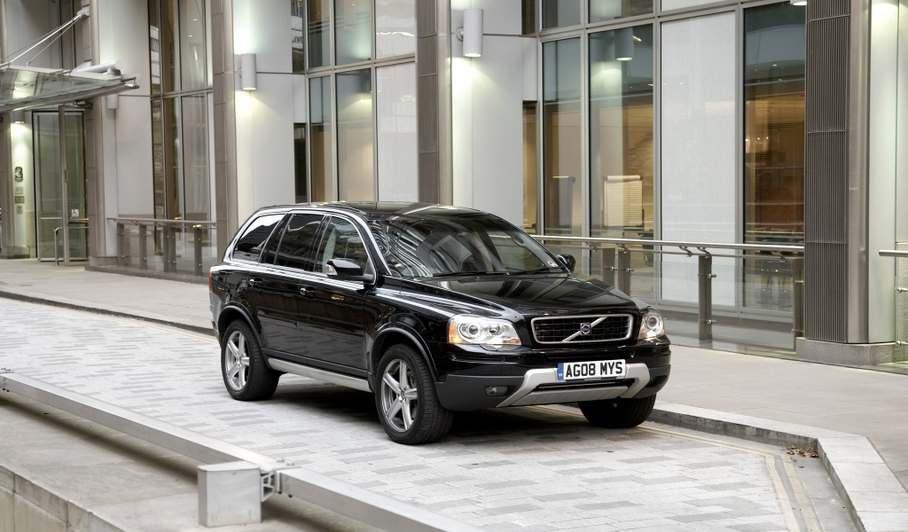 Volvo XC 90 for 1024 x 600 widescreen resolution