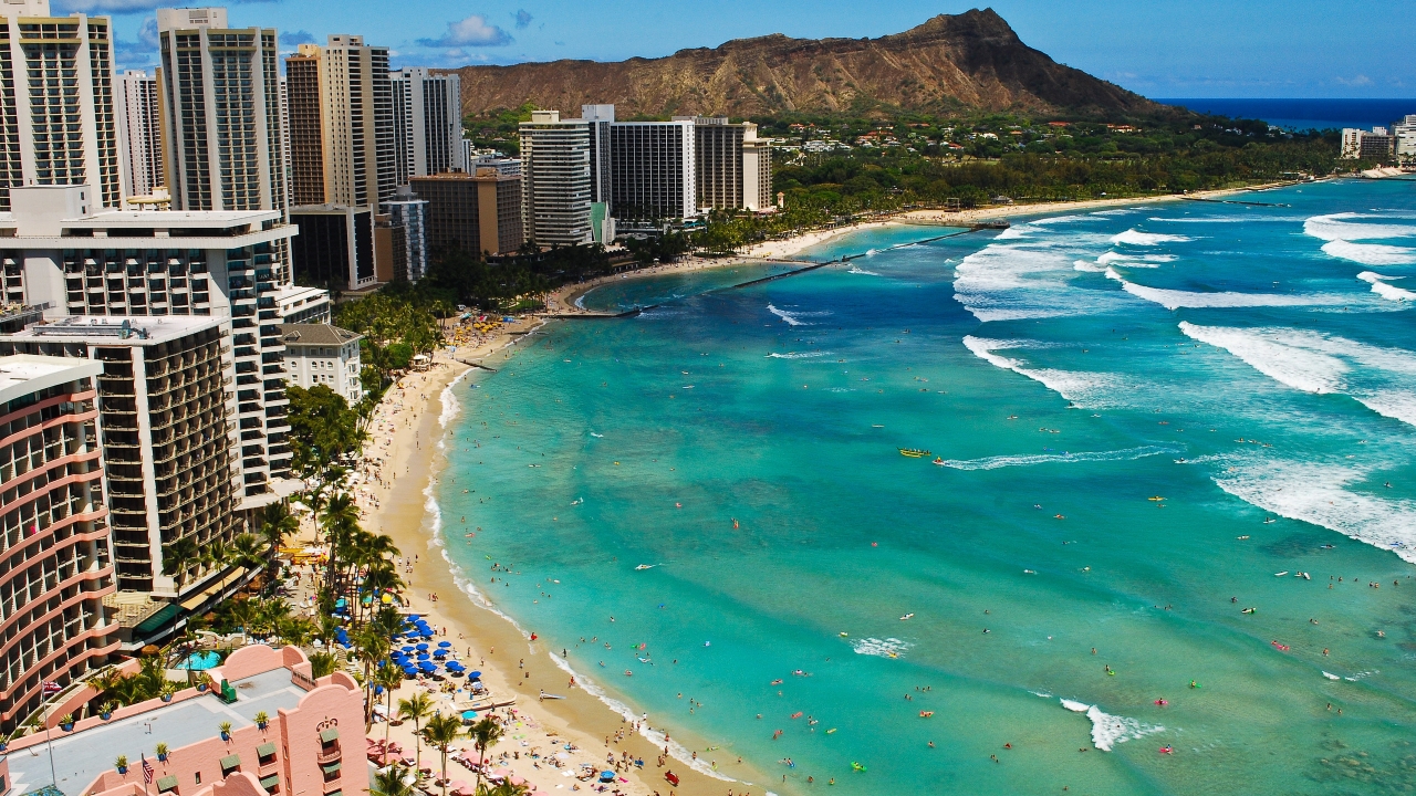 Waikiki Beach Hawaii, for 1280 x 720 HDTV 720p resolution