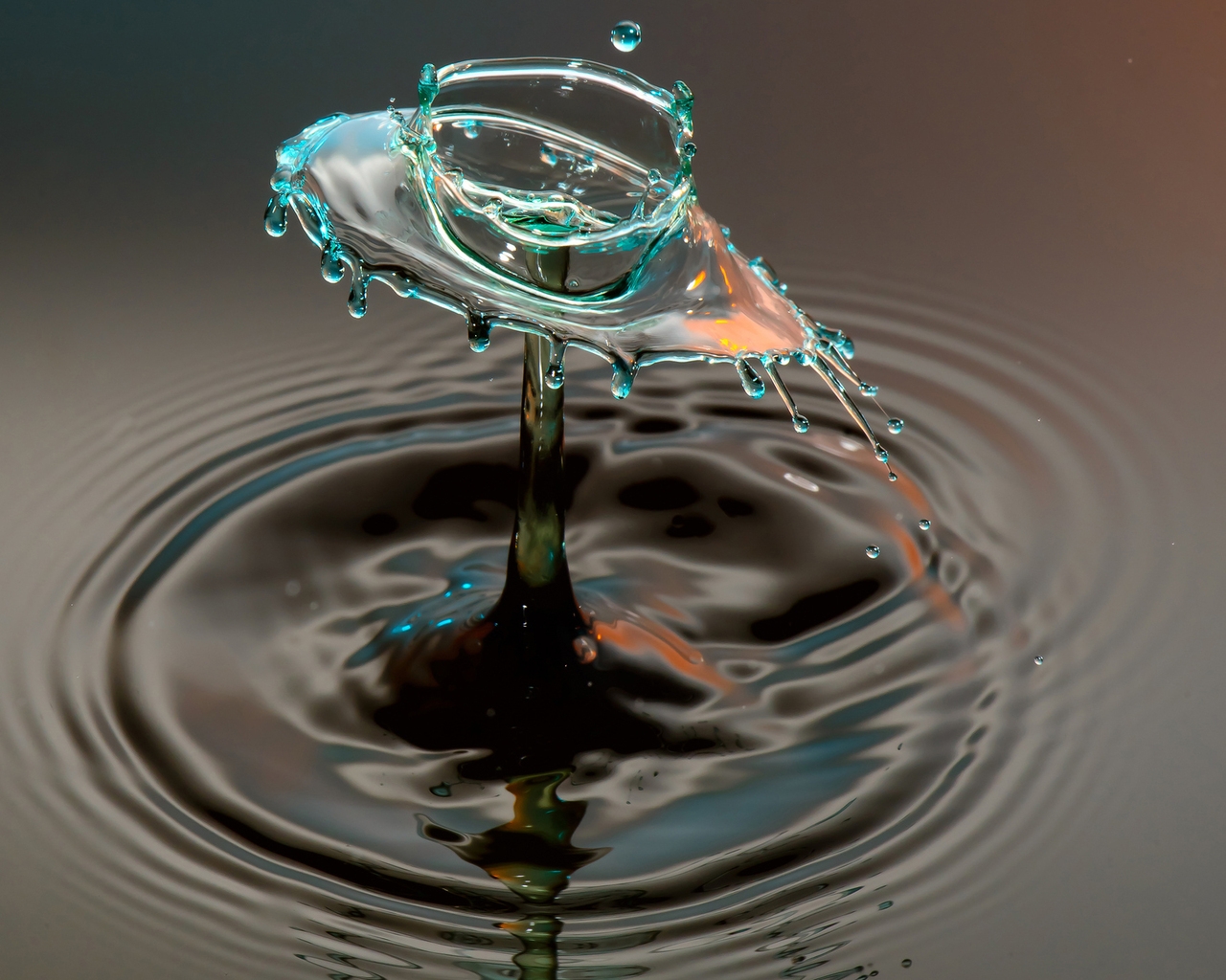 Water Splash for 1280 x 1024 resolution