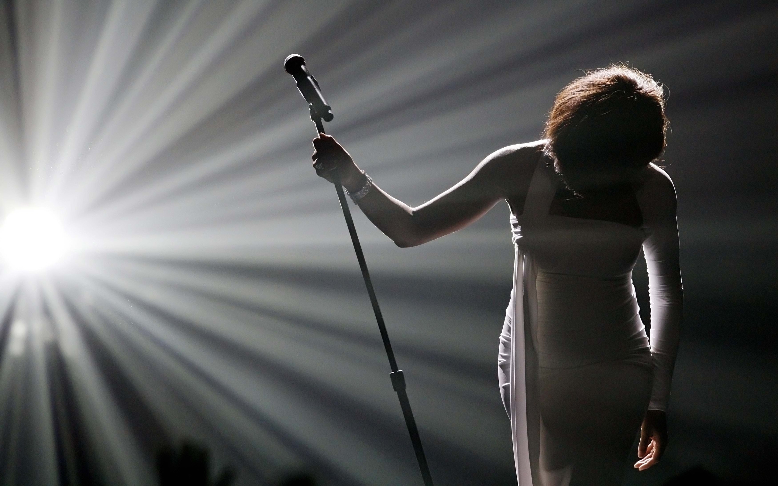 Whitney Houston for 2560 x 1600 widescreen resolution