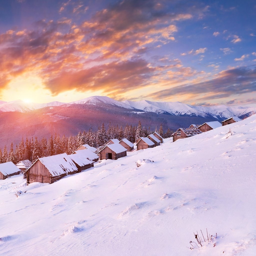 Winter Beautiful Sunset for 1024 x 1024 iPad resolution