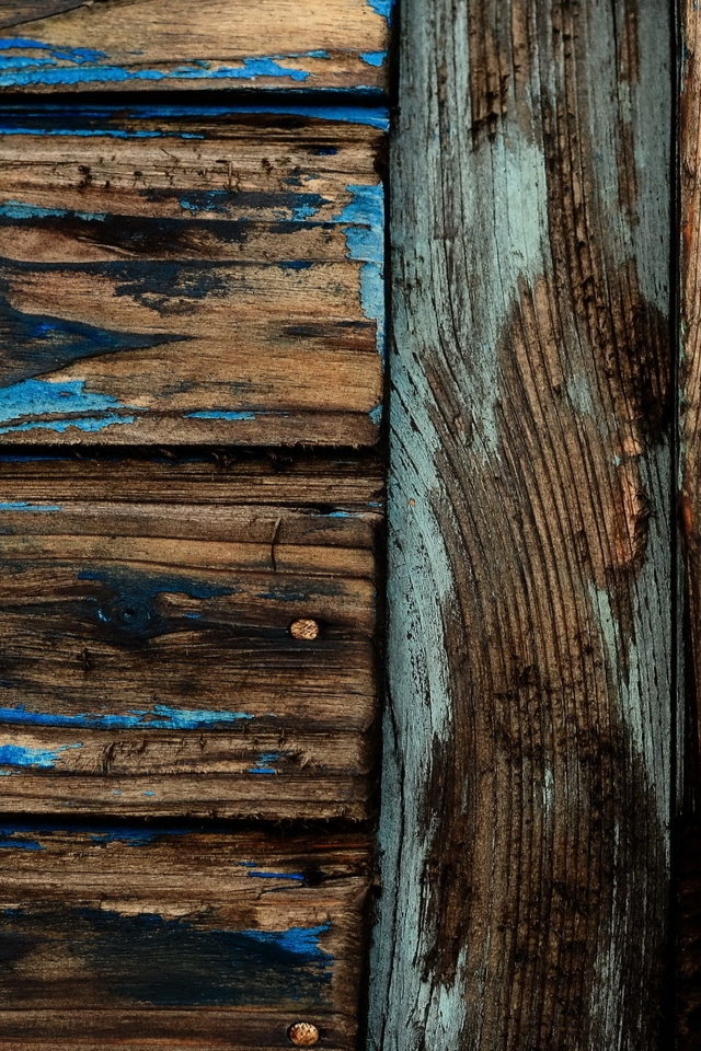 Wood Texture for 640 x 960 iPhone 4 resolution