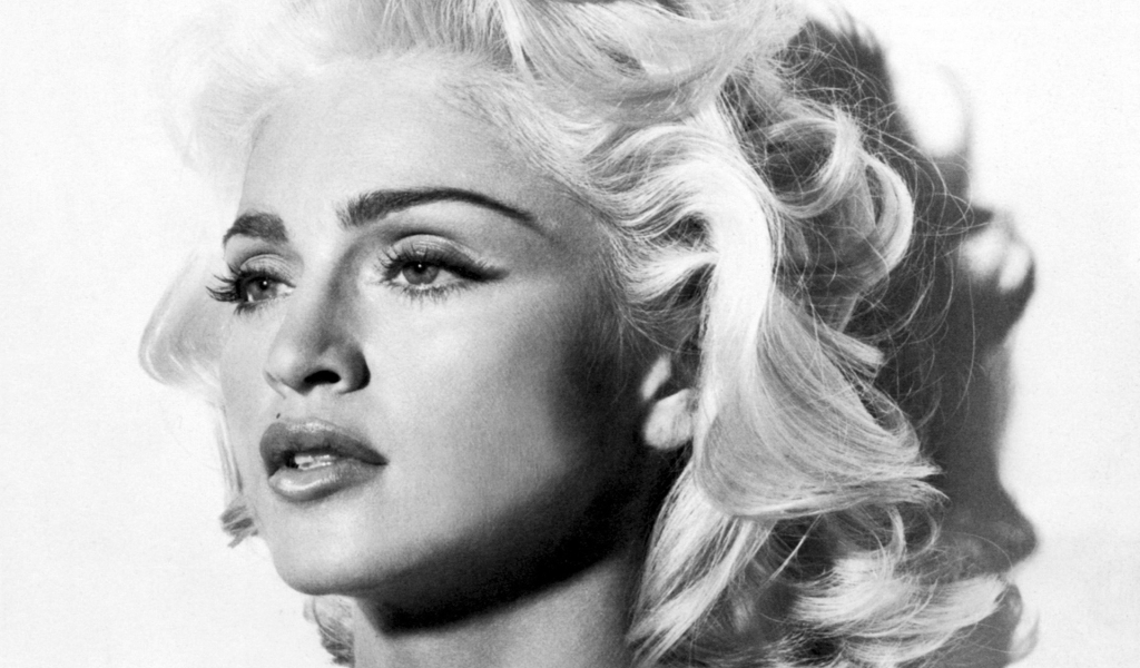 Young Beautiful Madonna for 1024 x 600 widescreen resolution