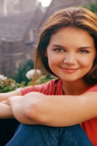 Young Katie Holmes for 320 x 480 iPhone resolution
