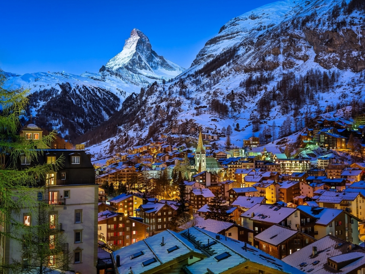 Zermatt Valley Switzerland for 1280 x 960 resolution