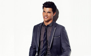 Taylor Lautner Suit wallpaper