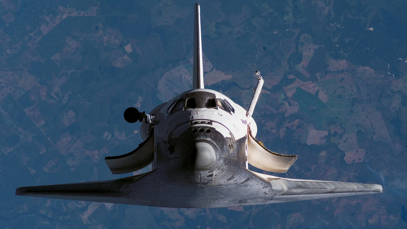 Space shuttle orbit wallpaper