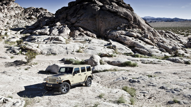 2011 Jeep Wrangler Mojave wallpaper