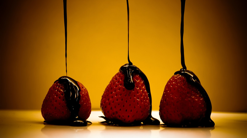 Strawberry and Chocolate wallpaper
