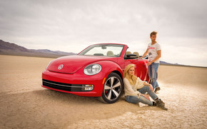 Volkswagen Beetle Cabriolet 2013 wallpaper