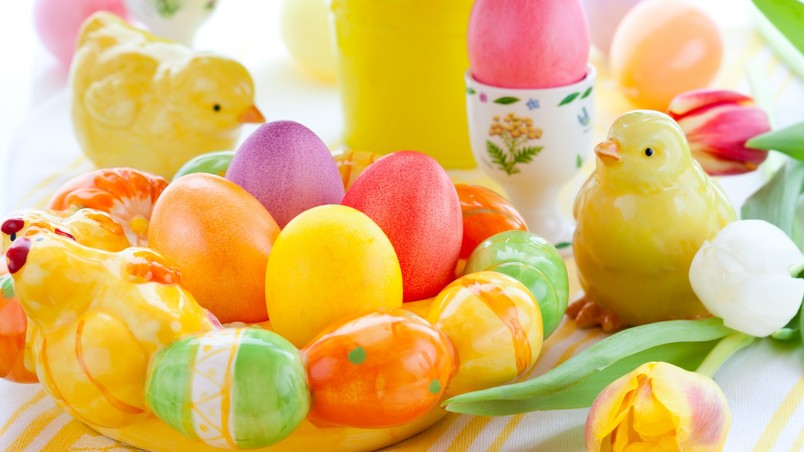 Traditional Easter Eggs wallpaper
