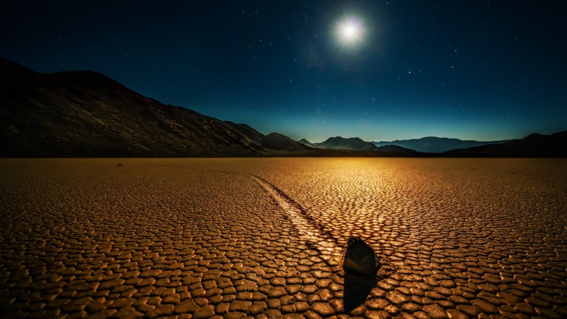 Desert Night Landscape wallpaper