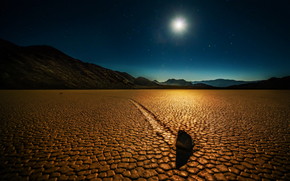 Desert Night Landscape wallpaper