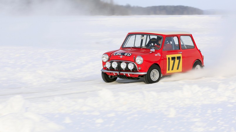 Mini Snow Race wallpaper