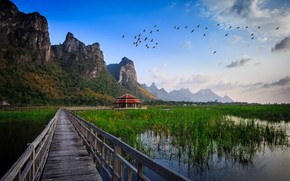 Lake and Mountains Landscape wallpaper