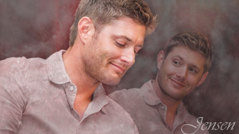 Jensen Ackles Cute Smile wallpaper