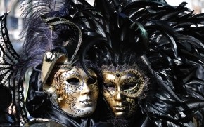 Venice Carnival Masks wallpaper