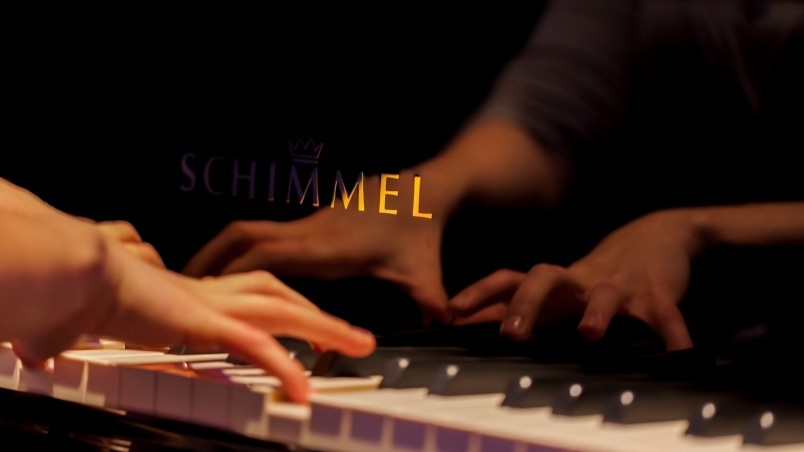 Schimmel Piano wallpaper