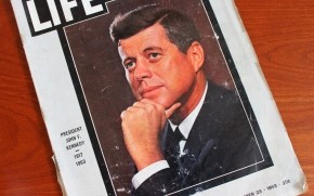 J F Kennedy Magazine wallpaper
