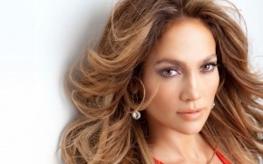 Jennifer Lopez Pose wallpaper
