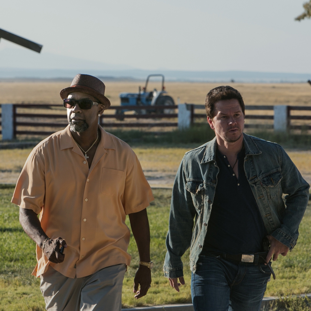 2 Guns Movie Characters for 1024 x 1024 iPad resolution