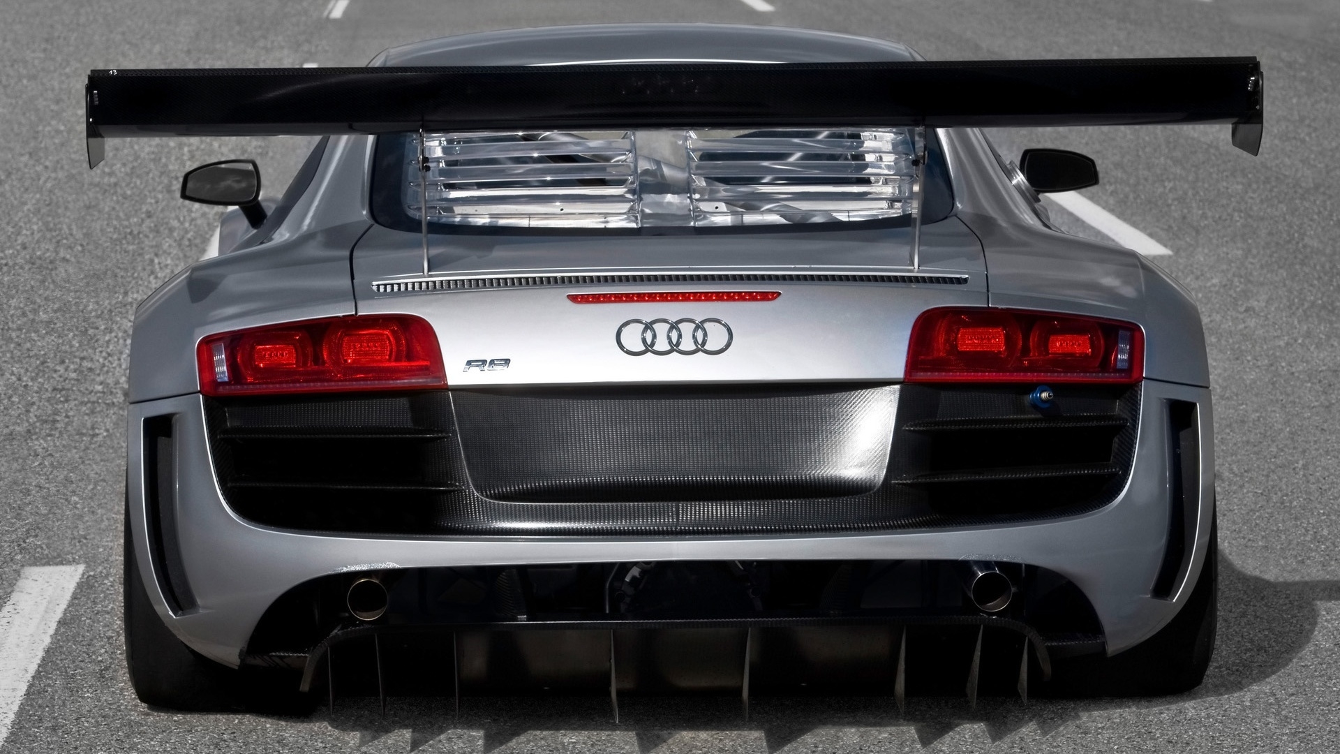 2009 Audi R8 GT3 - Rear for 1920 x 1080 HDTV 1080p resolution