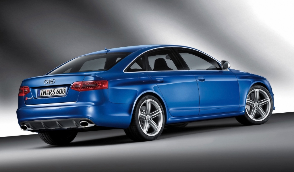 2009 Audi RS 6 - Rear And Side Tilt for 1024 x 600 widescreen resolution