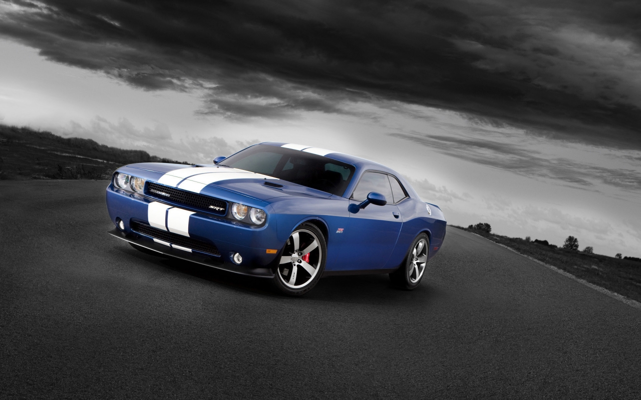 2011 Dodge Challenger for 1280 x 800 widescreen resolution