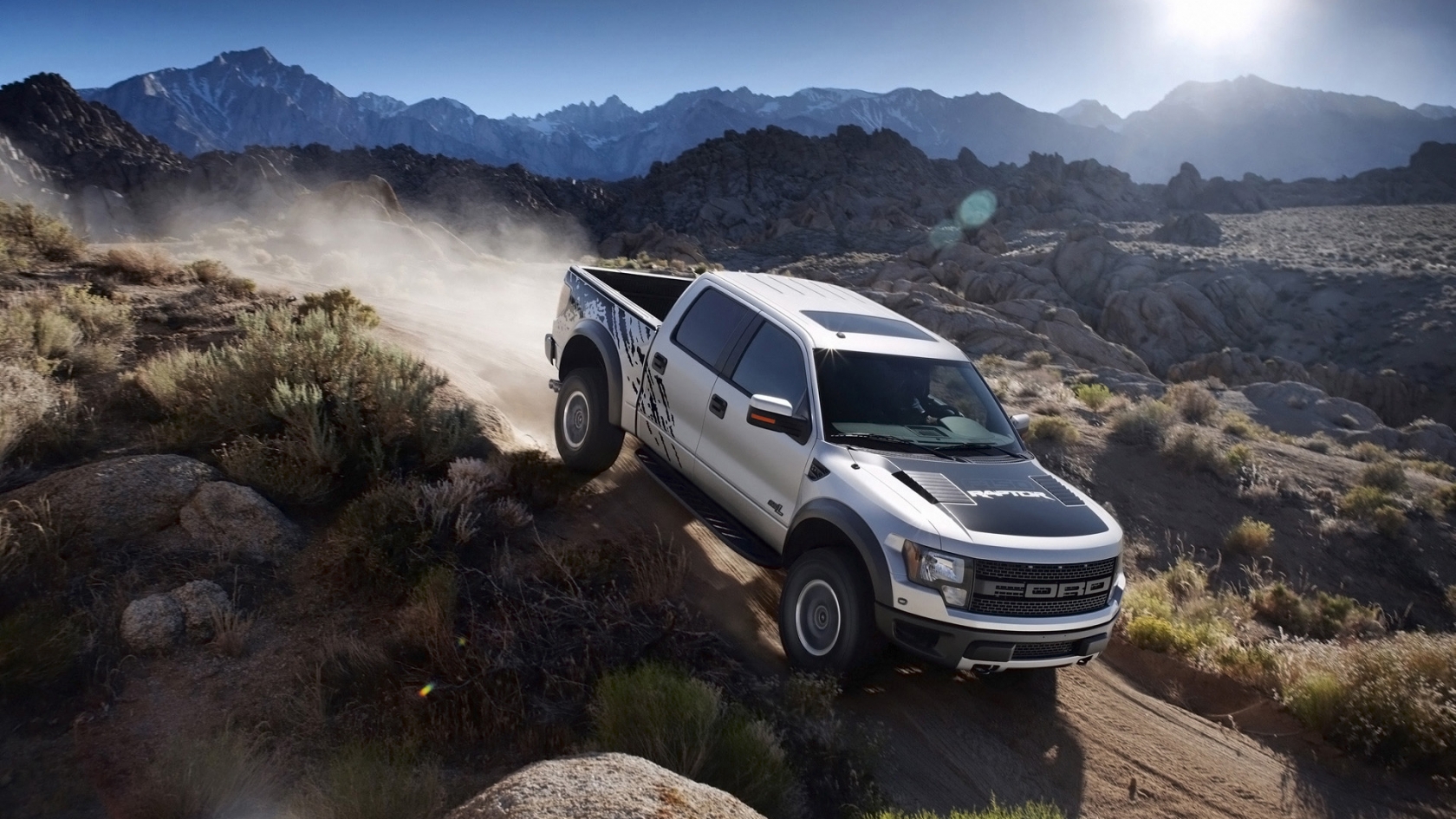 2011 Ford F150 SVT Raptor for 1680 x 945 HDTV resolution