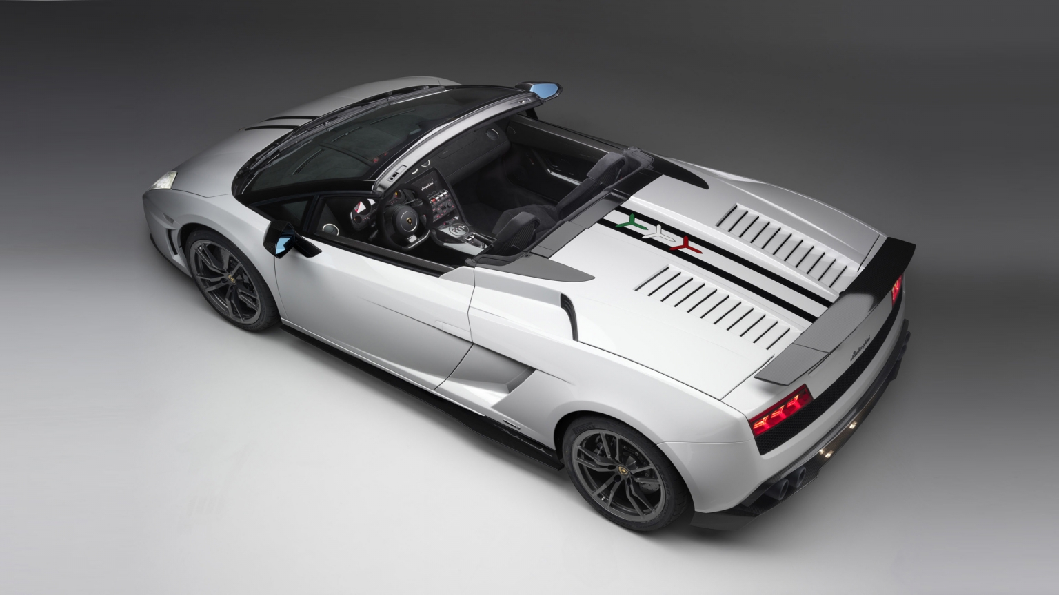 2011 Lamborghini Gallardo LP 570 4 Spyder for 1536 x 864 HDTV resolution