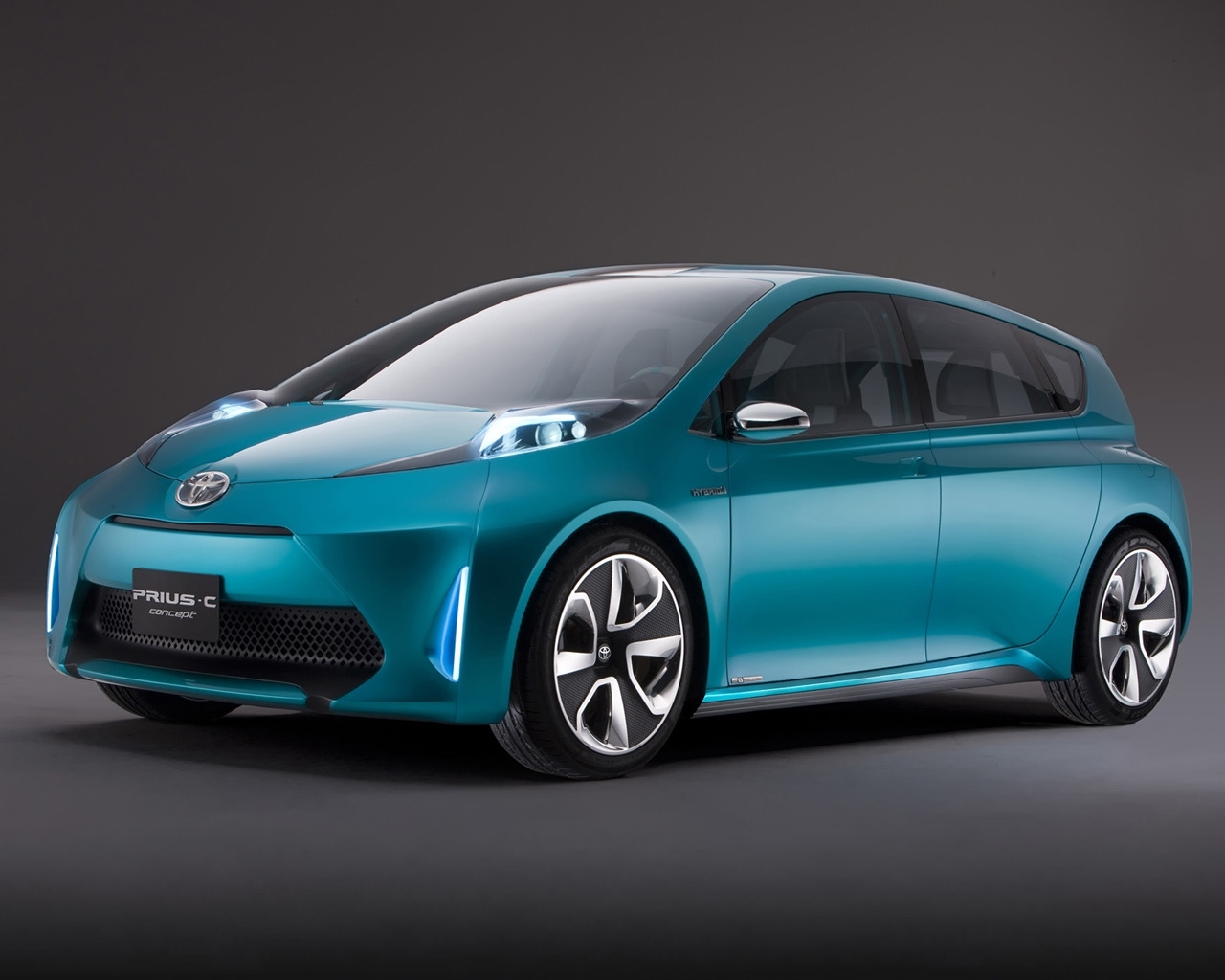 2011 Toyota Prius C Concept for 1280 x 1024 resolution
