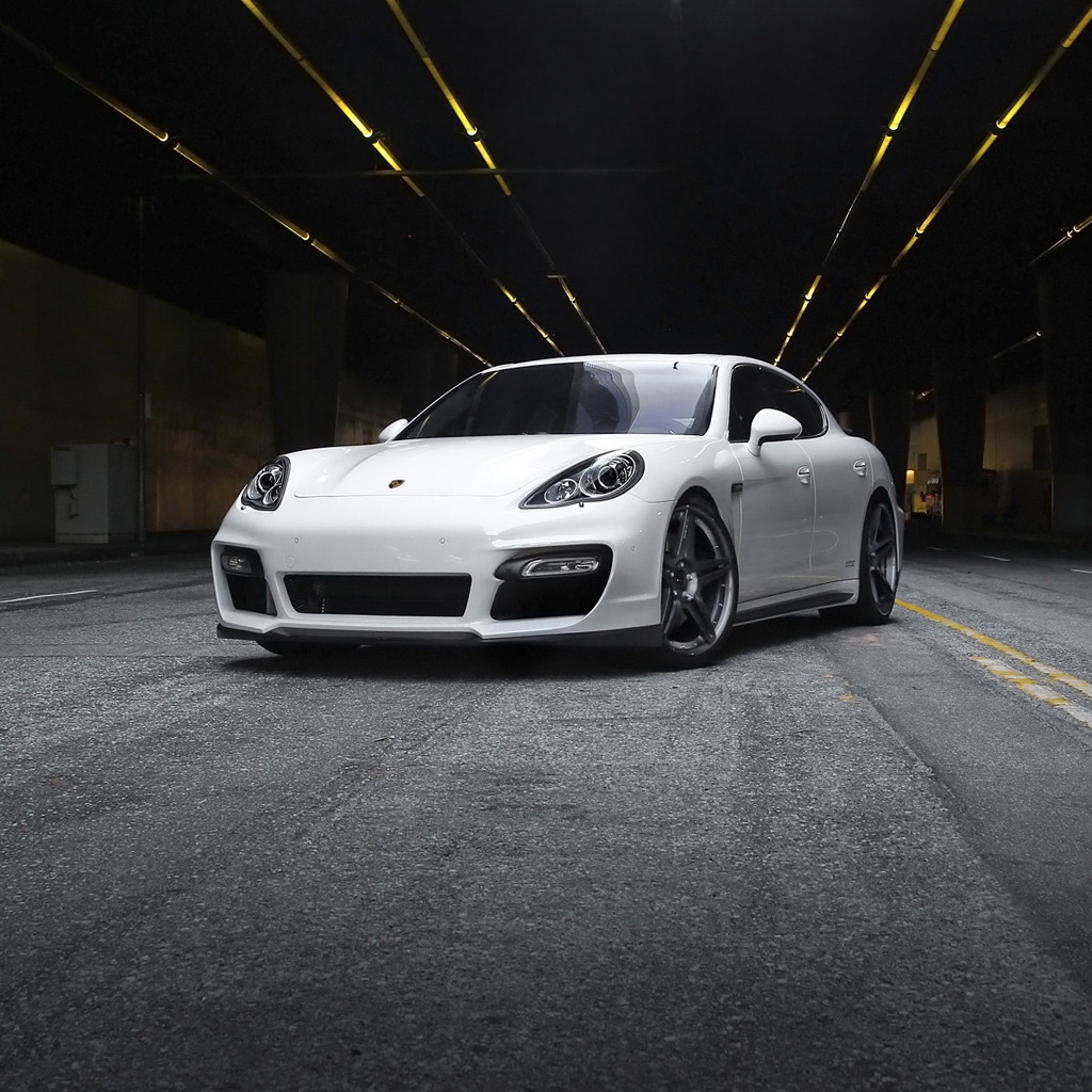 2011 Vorsteiner Porsche V PT Panamera for 1024 x 1024 iPad resolution