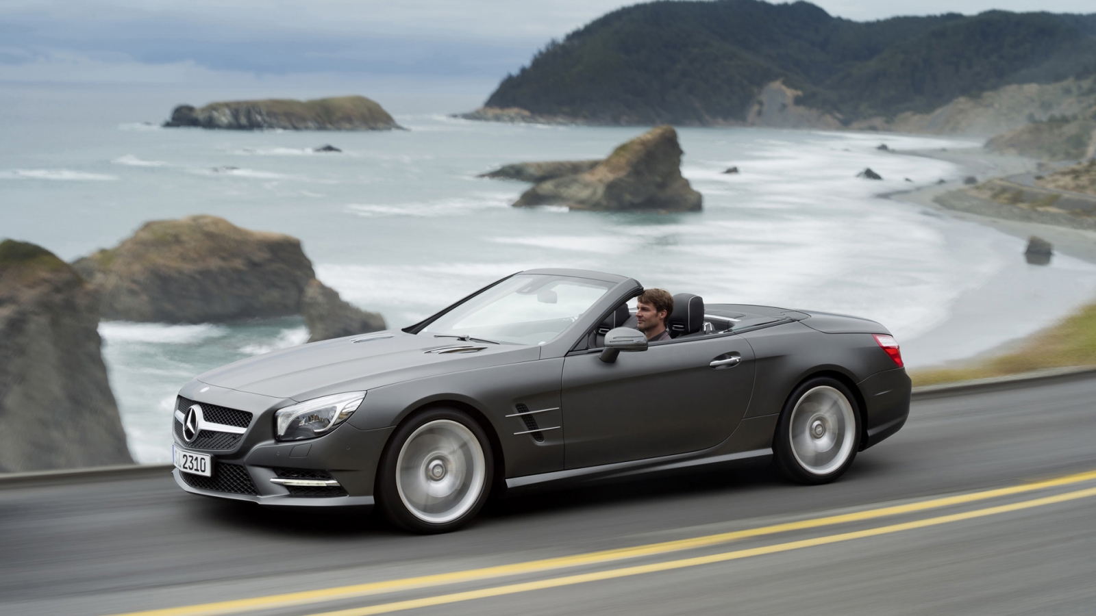 2012 Mercedes SL Dark Silver for 1600 x 900 HDTV resolution
